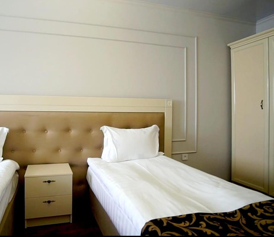 Gold Boutique Hotel Αλμάτι Εξωτερικό φωτογραφία